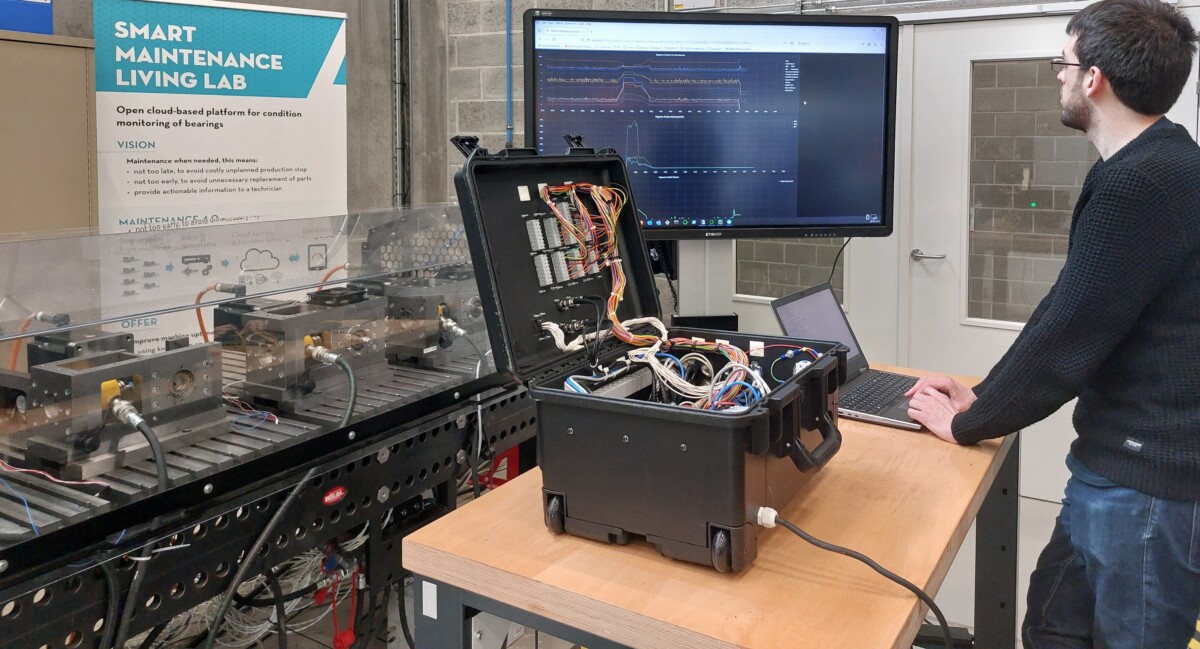 Acousting Monitoring Smart Maintenance Lab crop