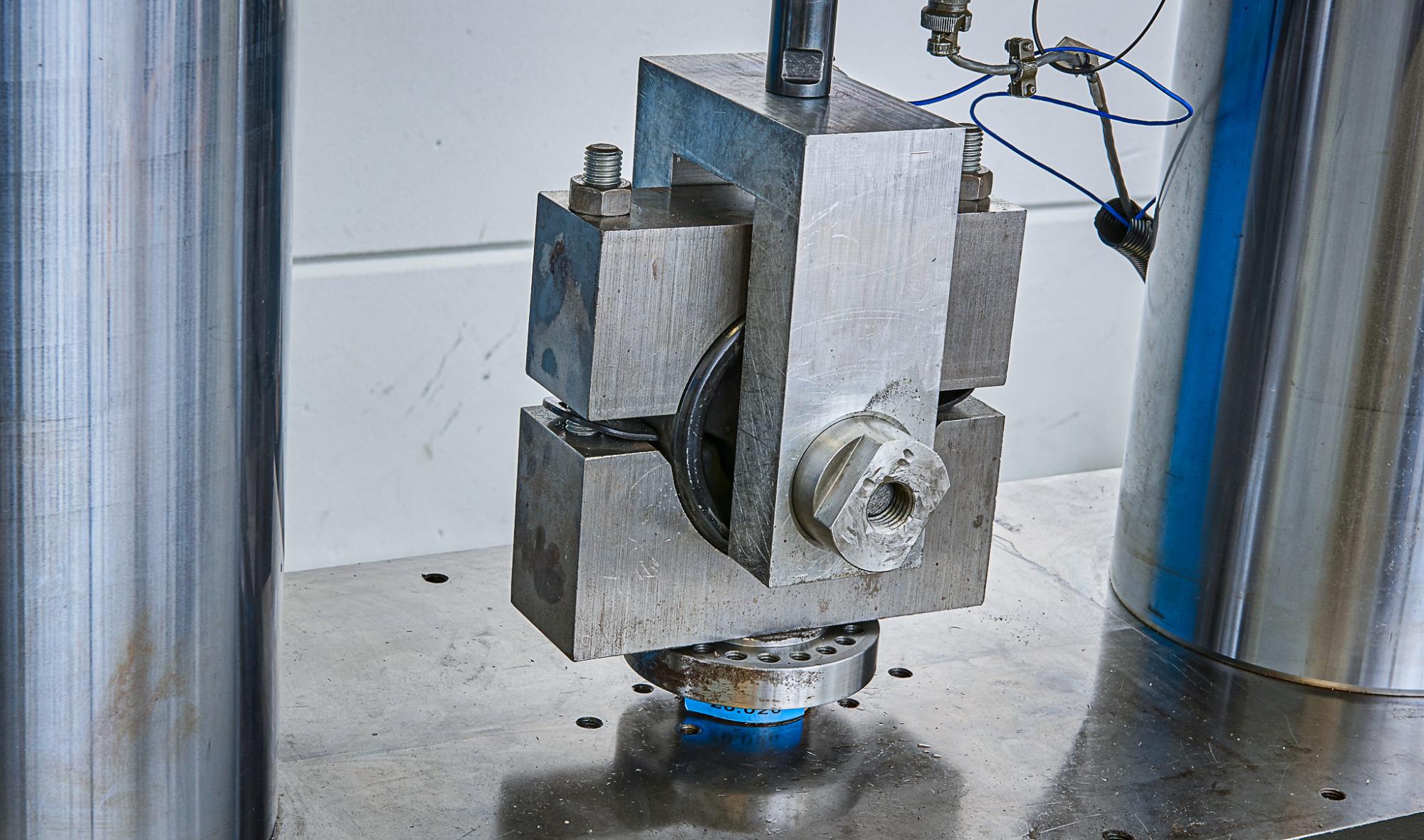Flanders Make - Monitoring and characterisation of wear-induced material degradation Flanders Make - Monitoring and characterisation of wear-induced material degradation