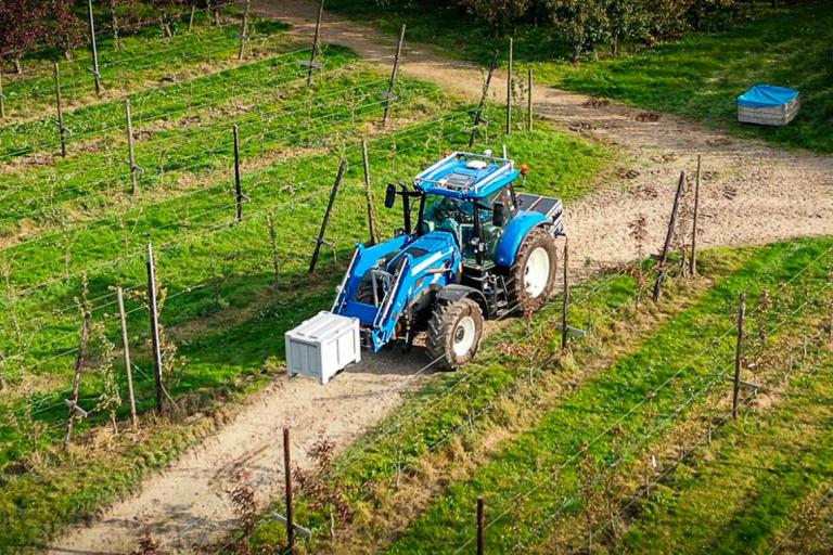  De zelfrijdende tractor die taken overneemt van de landbouwer