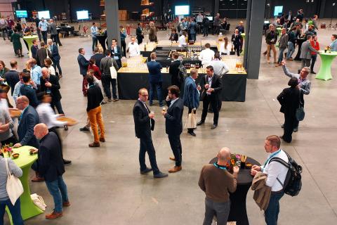 Netwerken op Symposium Flanders Make